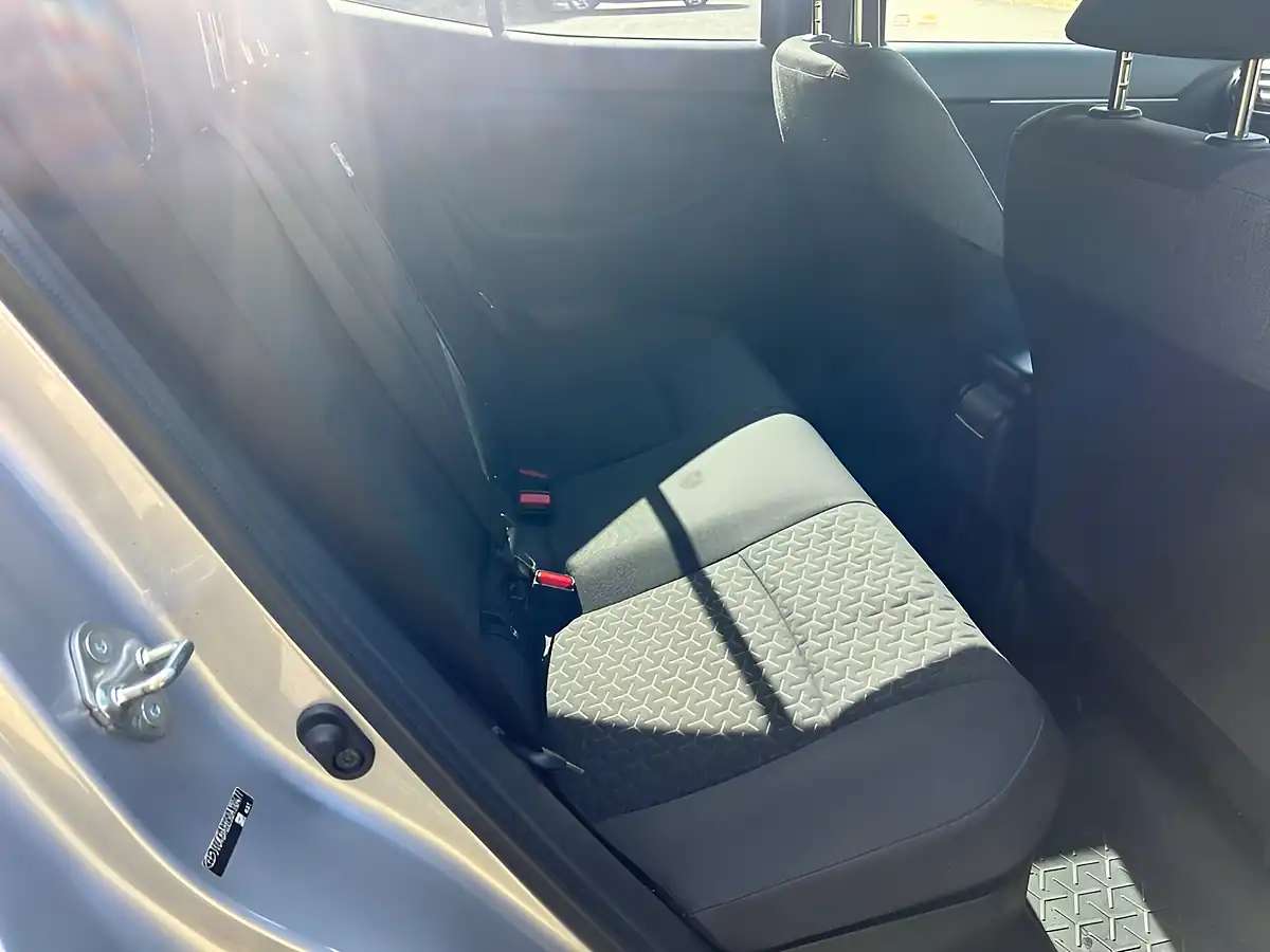 Used 2022 Toyota Yaris Cross Design Silver - Interior and Exterior details 15