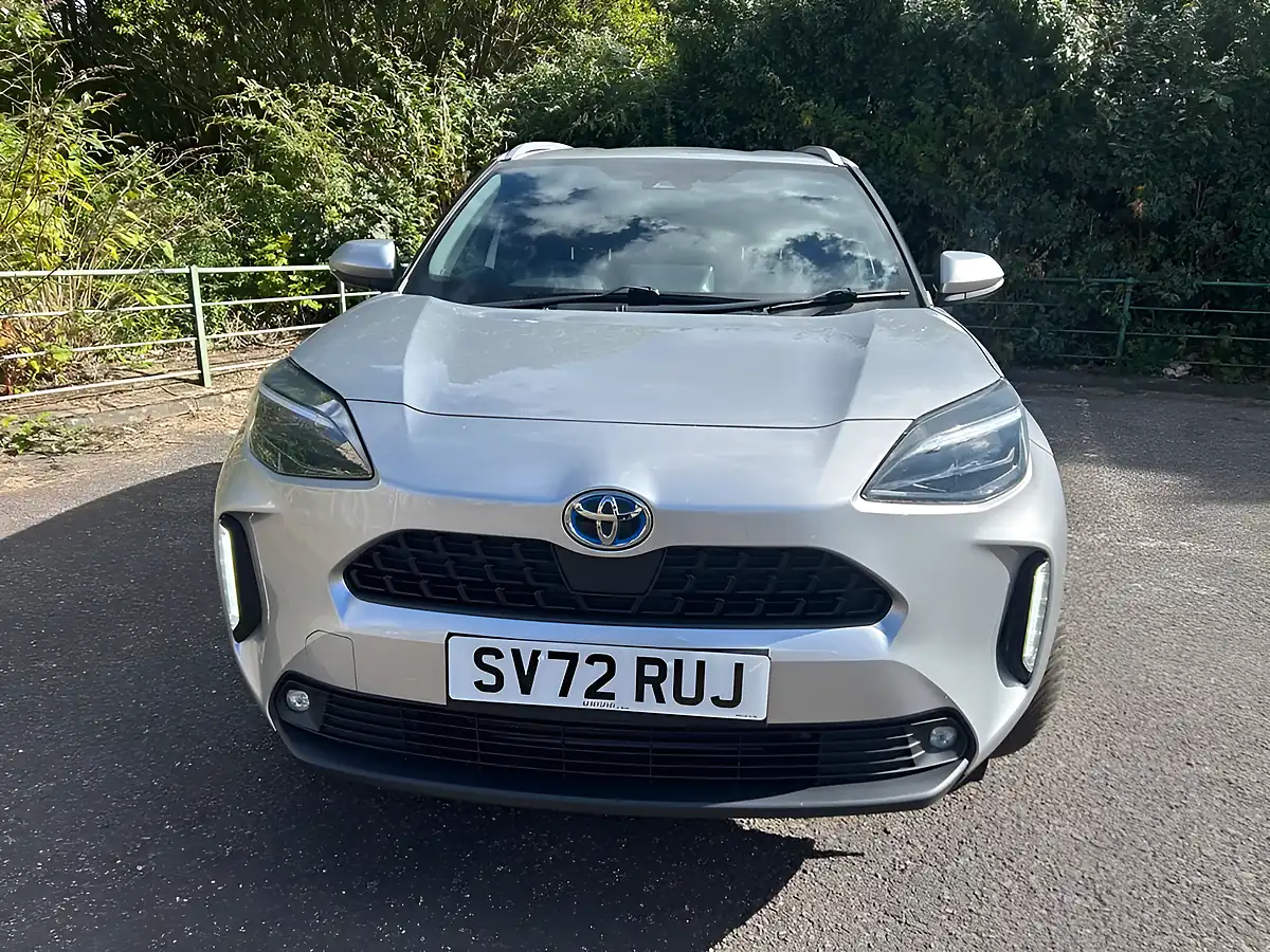 Used 2022 Toyota Yaris Cross Design Silver - Interior and Exterior details 16