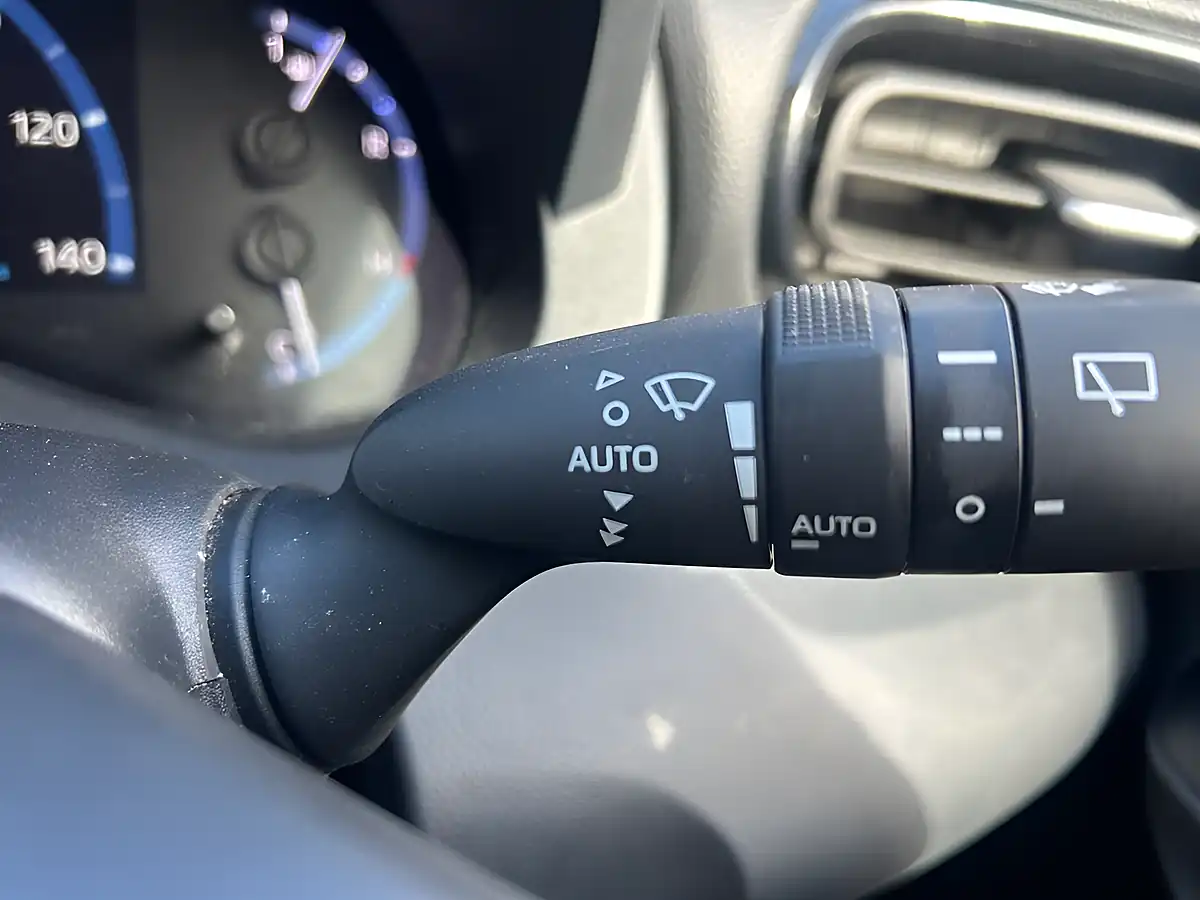 Used 2022 Toyota Yaris Cross Design Silver - Interior and Exterior details 5