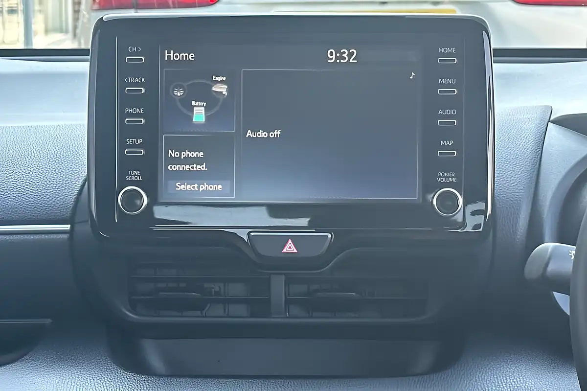 Used 2022 Toyota Yaris Design Blue - Interior and Exterior details 12