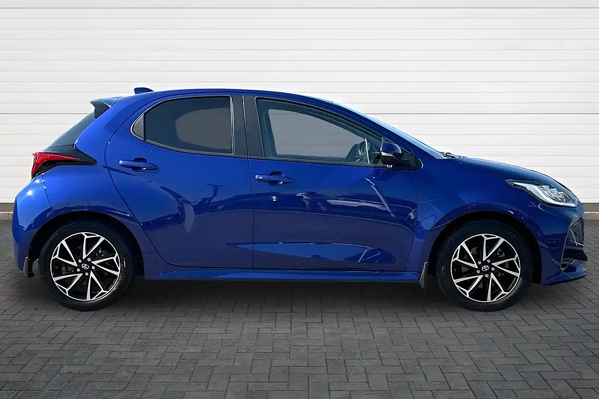 Used 2022 Toyota Yaris Design Blue - Interior and Exterior details 2