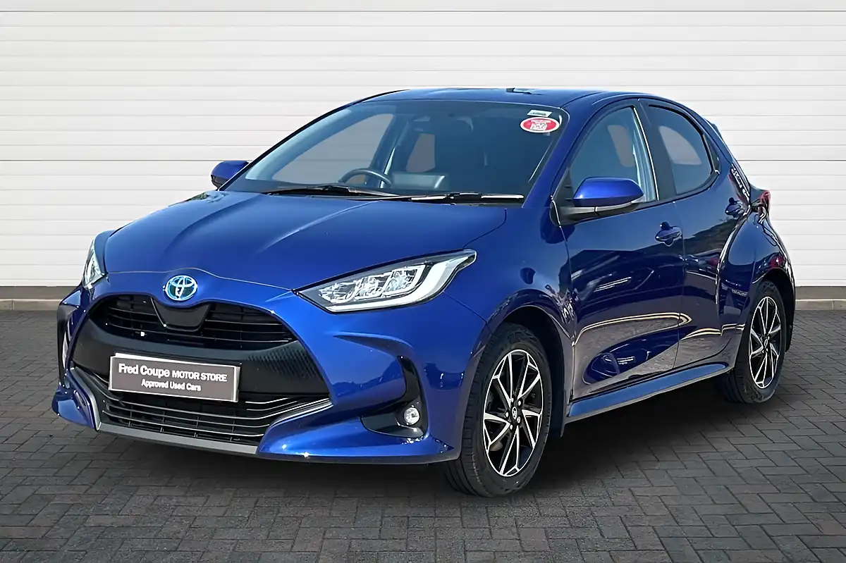 Used 2022 Toyota Yaris Design Blue - Interior and Exterior details 7