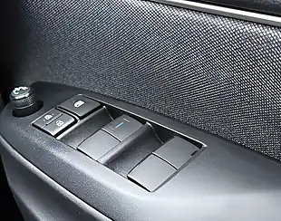 Used 2022 Toyota Yaris Design White - Interior and Exterior details 17