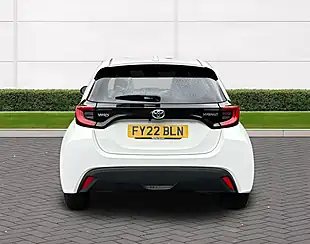 Used 2022 Toyota Yaris Design White - Interior and Exterior details 4