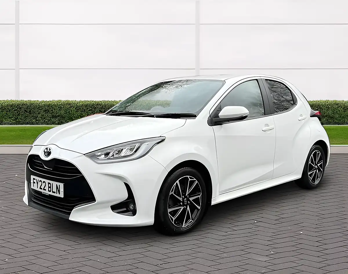 Used 2022 Toyota Yaris Design White - Interior and Exterior details 7