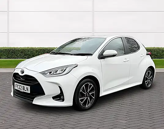 2022 Toyota Yaris Design HEV