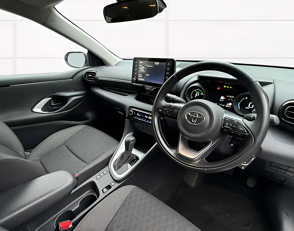 Used 2022 Toyota Yaris Design White With Black Highlights - Interior and Exterior details 10