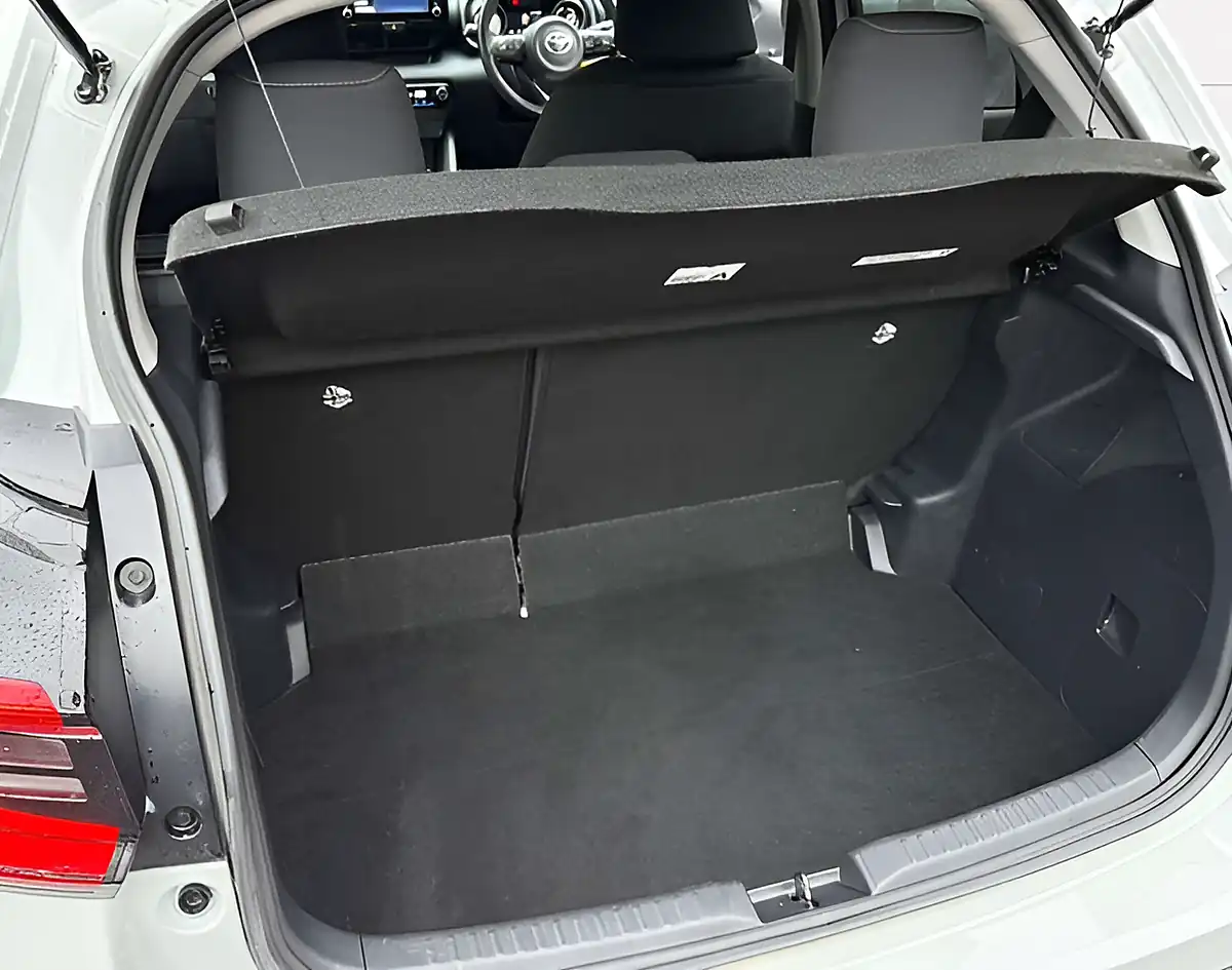 Used 2022 Toyota Yaris Design White With Black Highlights - Interior and Exterior details 13