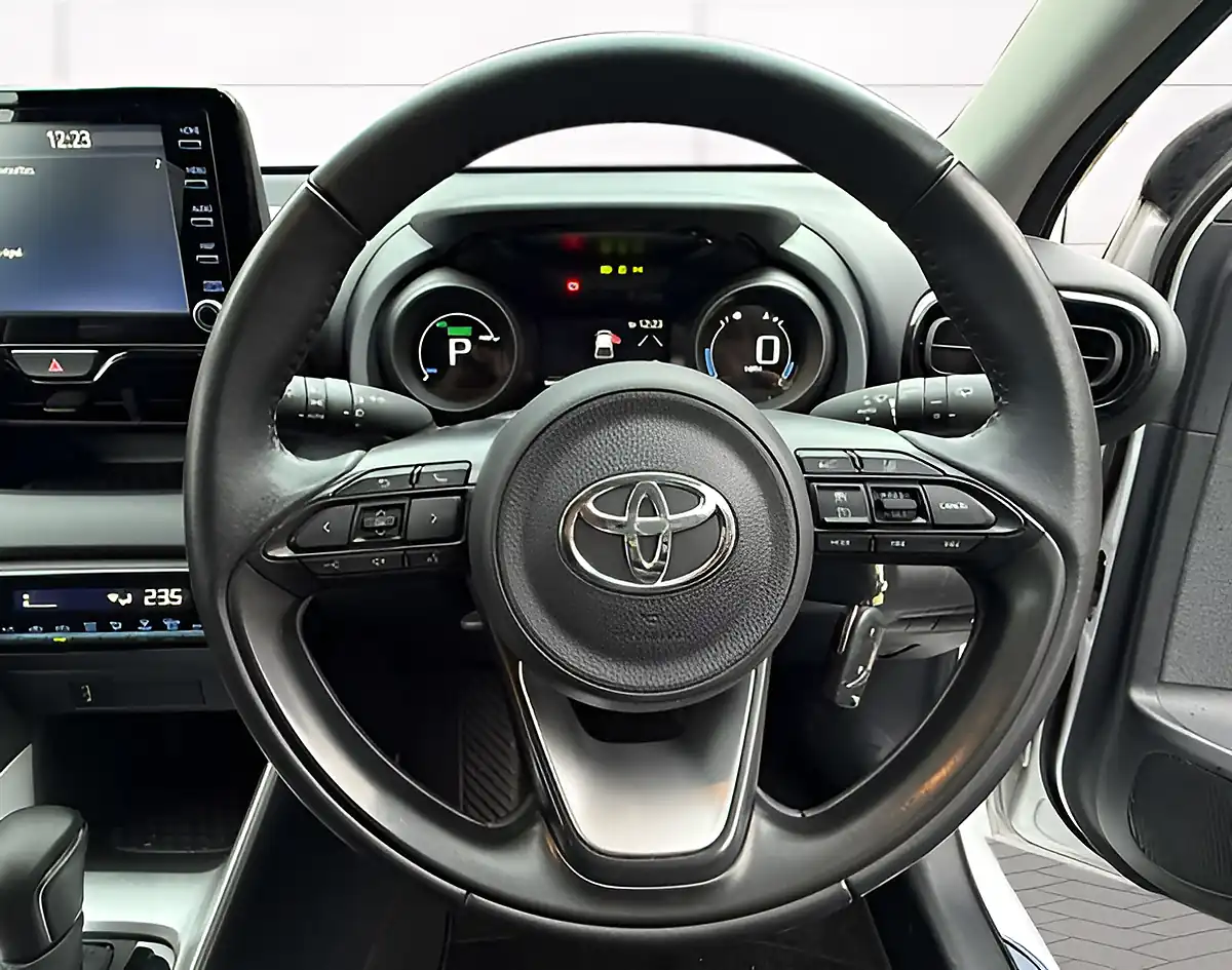 Used 2022 Toyota Yaris Design White With Black Highlights - Interior and Exterior details 15