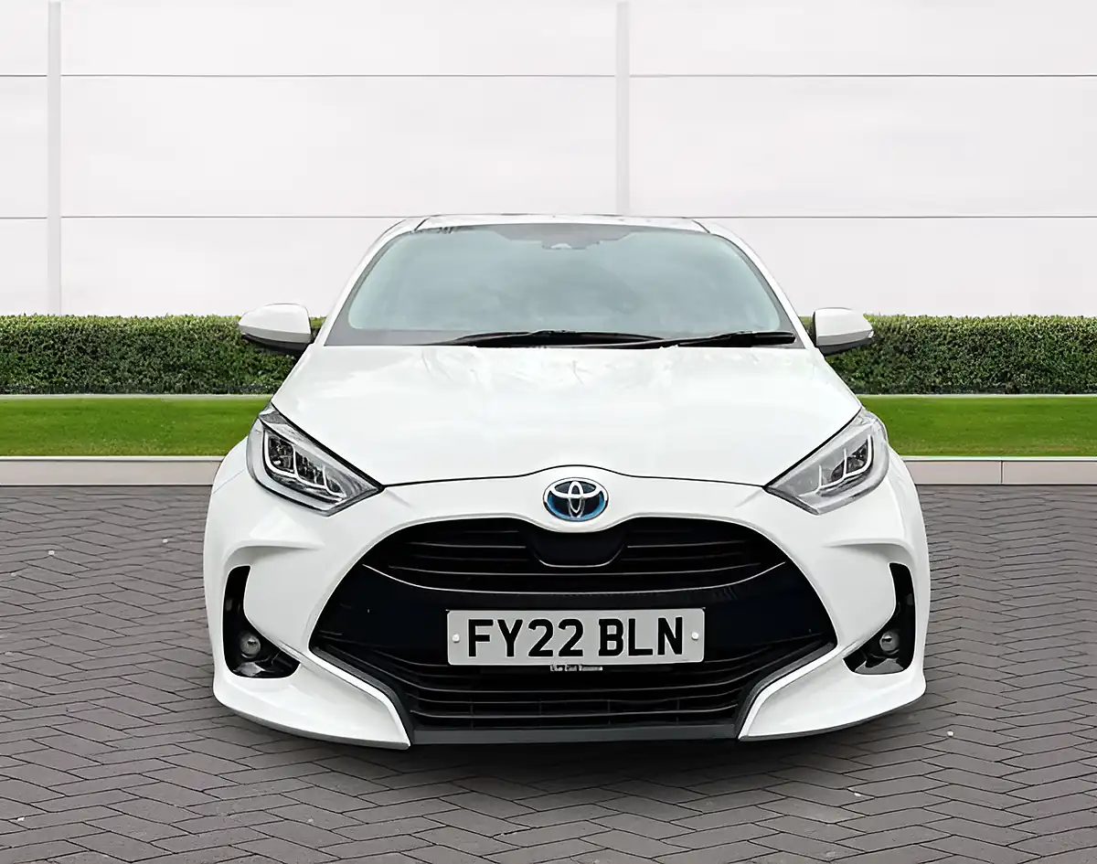 Used 2022 Toyota Yaris Design White With Black Highlights - Interior and Exterior details 7