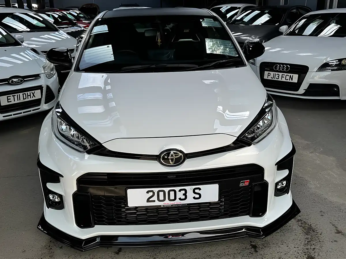 Used 2022 Toyota Yaris Gr Circuit White - Interior and Exterior details 17