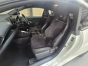 Used 2022 Toyota Yaris Gr Circuit White - Interior and Exterior details 11