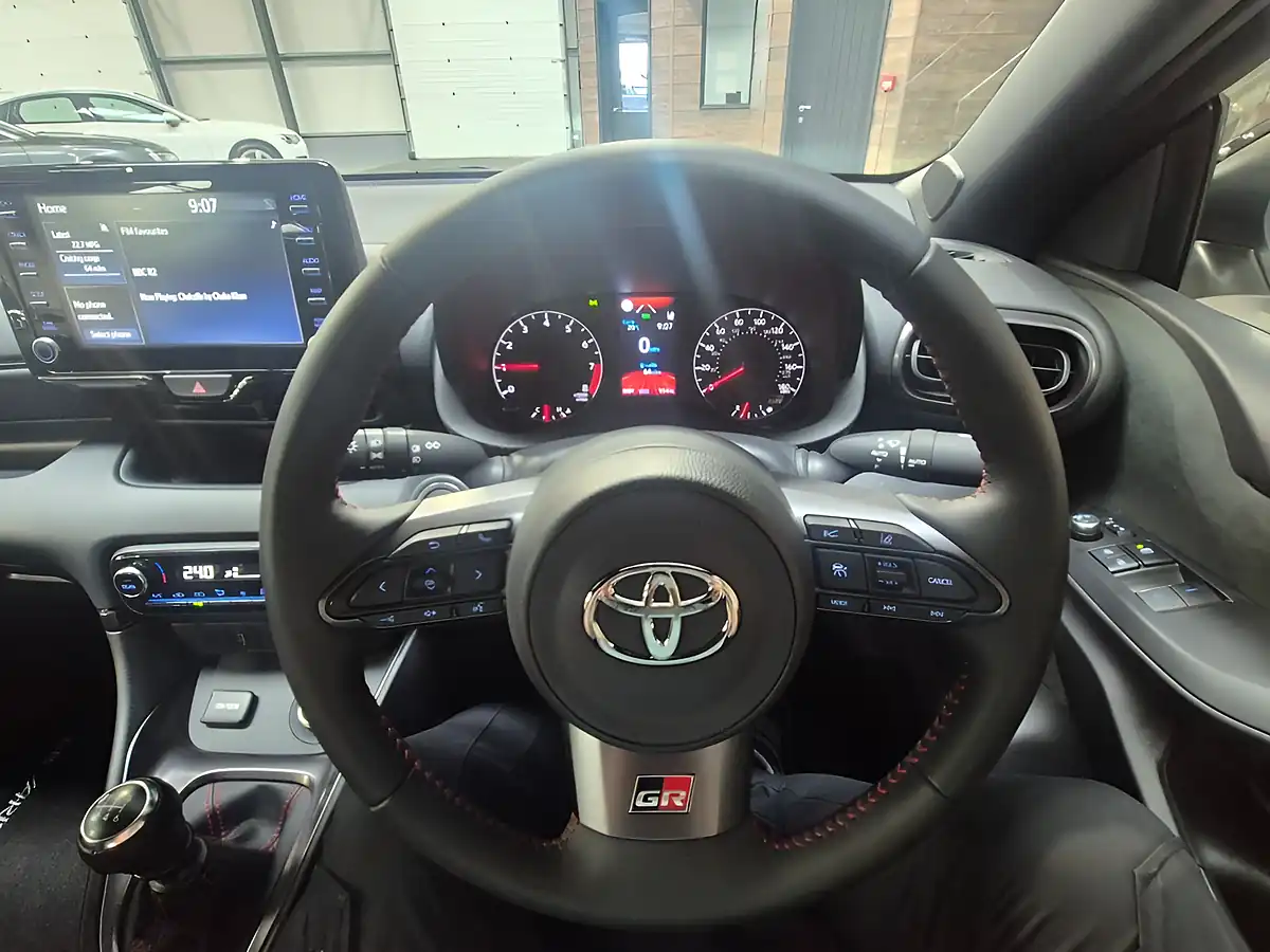 Used 2022 Toyota Yaris Gr Circuit White - Interior and Exterior details 14