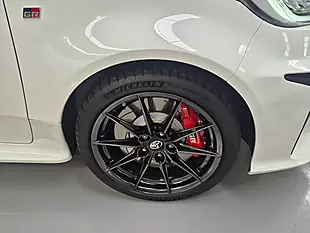Used 2022 Toyota Yaris Gr Circuit White - Interior and Exterior details 18