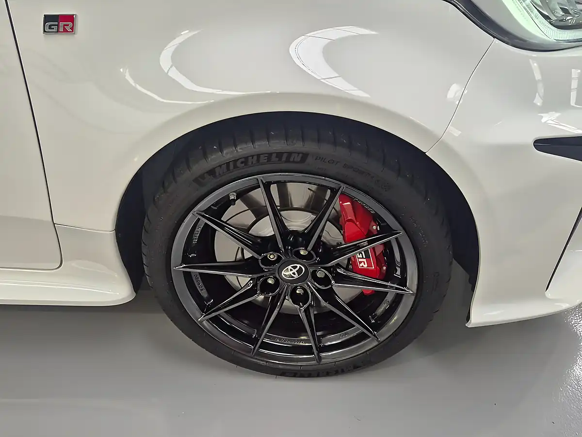 Used 2022 Toyota Yaris Gr Circuit White - Interior and Exterior details 18