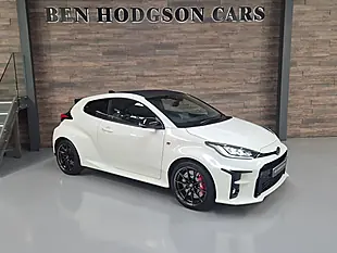 Used 2022 Toyota Yaris Gr Circuit White - Interior and Exterior details 3