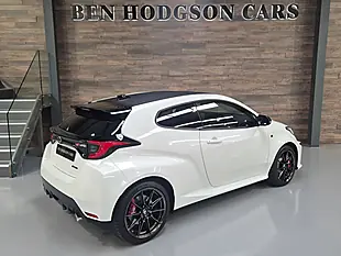 Used 2022 Toyota Yaris Gr Circuit White - Interior and Exterior details 5