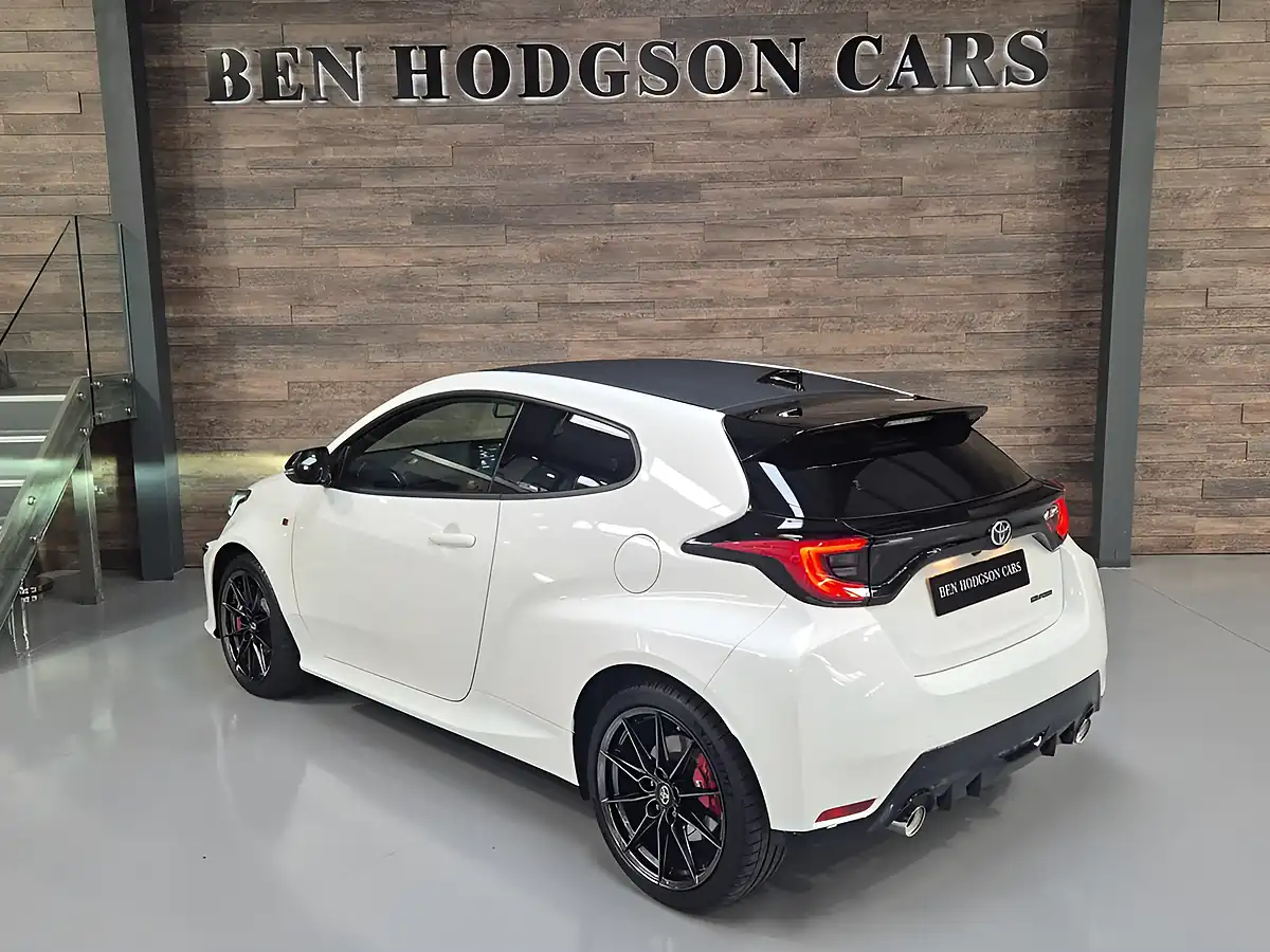 Used 2022 Toyota Yaris Gr Circuit White - Interior and Exterior details 8