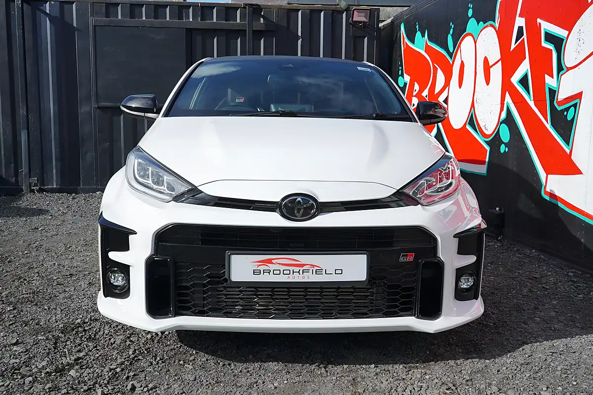Used 2022 Toyota Yaris Gr Circuit White - Interior and Exterior details 5