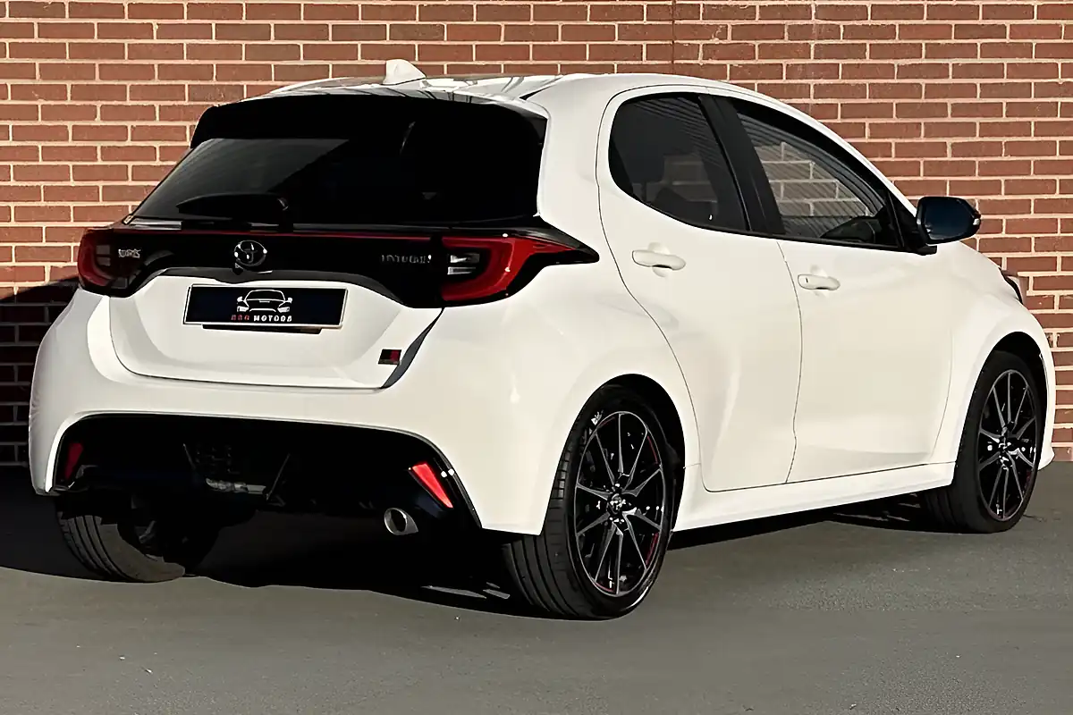 Used 2022 Toyota Yaris Gr Sport White - Interior and Exterior details 12