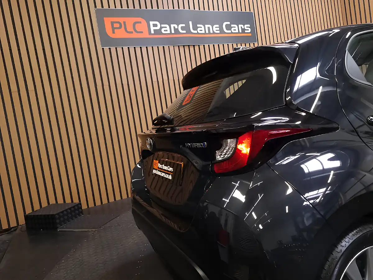 Used 2022 Toyota Yaris Icon Eclipse Black Metallic - Interior and Exterior details 10