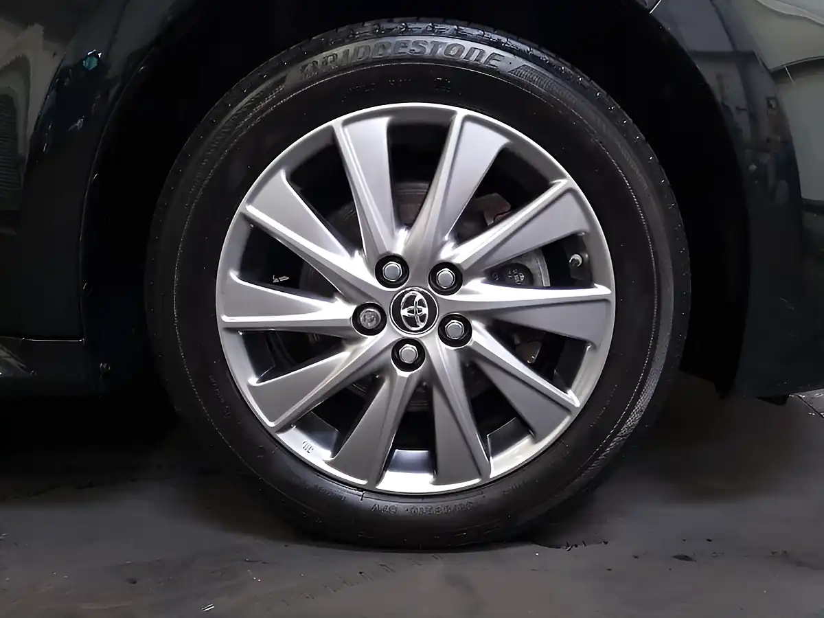 Used 2022 Toyota Yaris Icon Eclipse Black Metallic - Interior and Exterior details 13