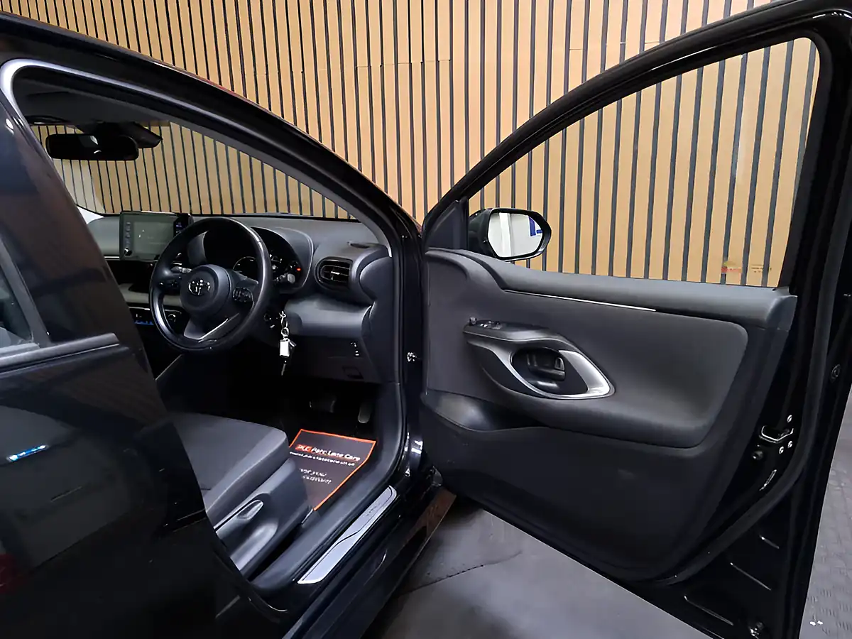 Used 2022 Toyota Yaris Icon Eclipse Black Metallic - Interior and Exterior details 16