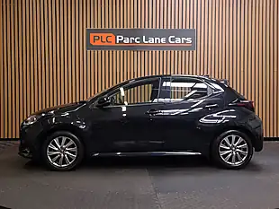 Used 2022 Toyota Yaris Icon Eclipse Black Metallic - Interior and Exterior details 4