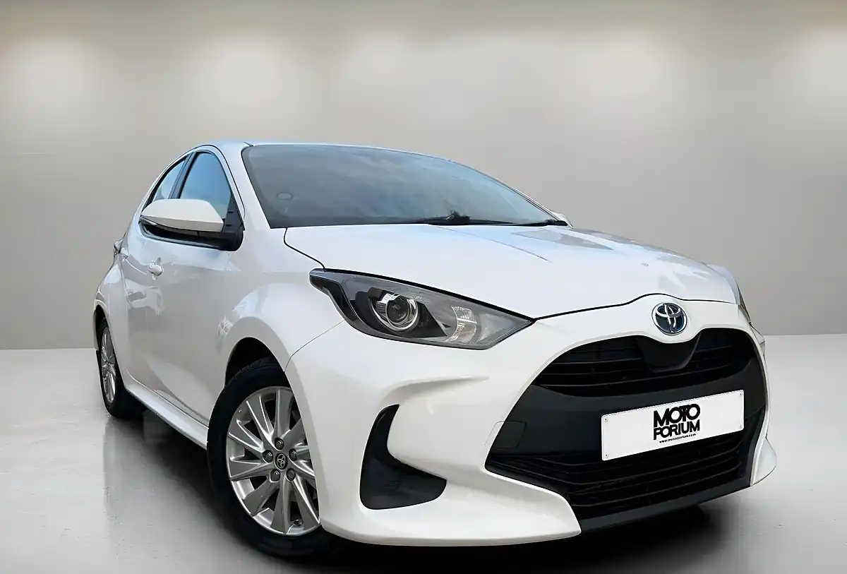 Used 2022 Toyota Yaris Icon White - Front View