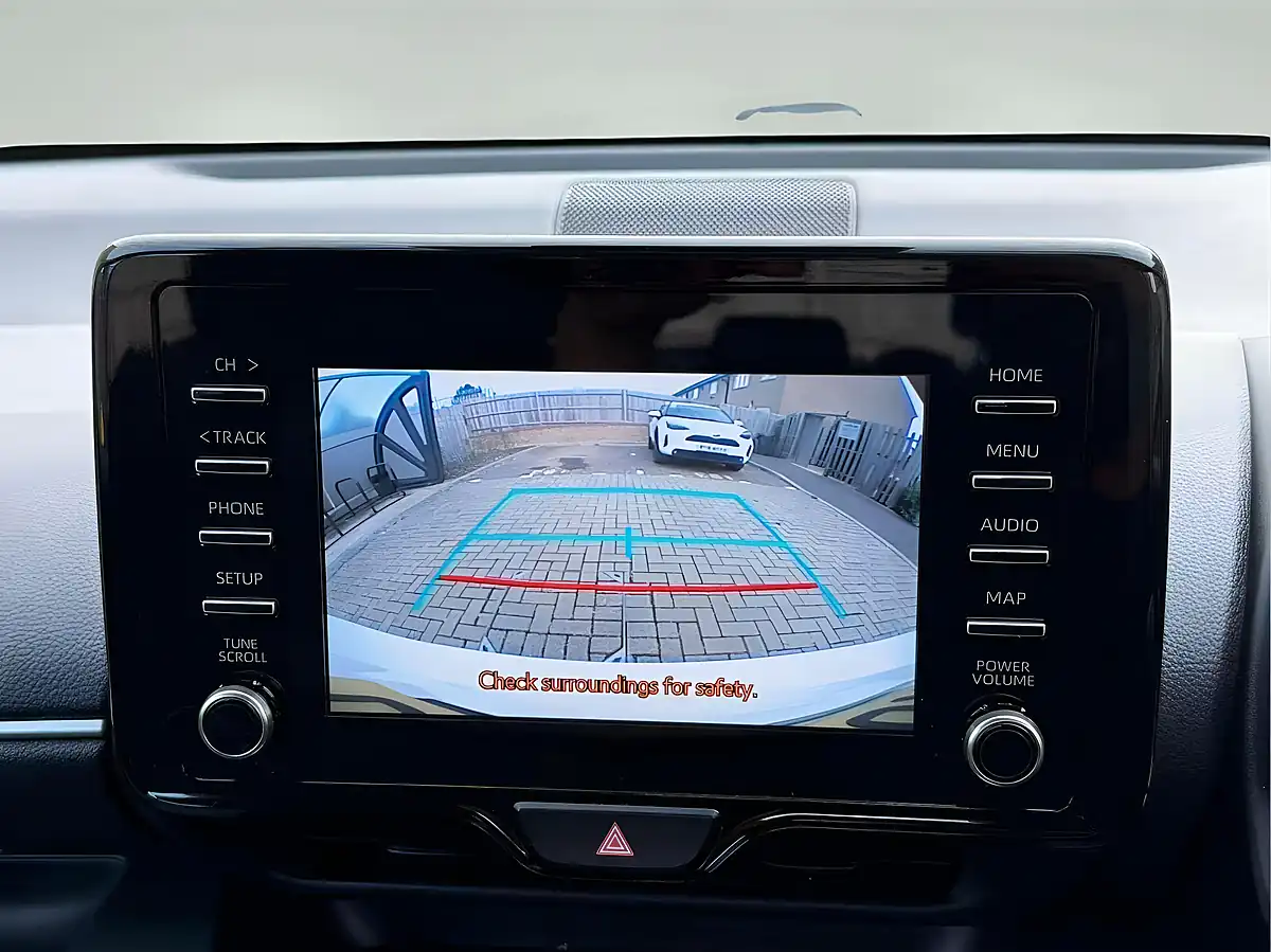 Used 2022 Toyota Yaris Icon White - Interior and Exterior details 12