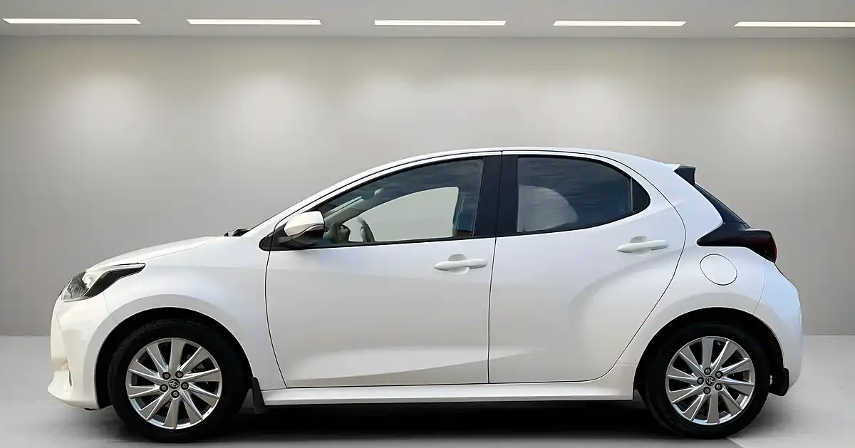 Used 2022 Toyota Yaris Icon White - Interior and Exterior details 5
