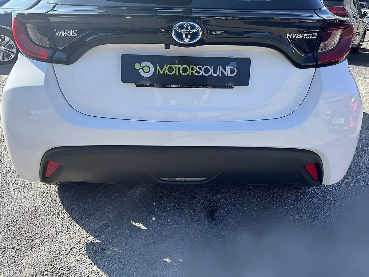 Used 2022 Toyota Yaris Icon White - Interior and Exterior details 12