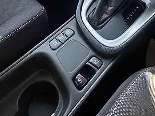 Used 2022 Toyota Yaris Icon White - Interior and Exterior details 18