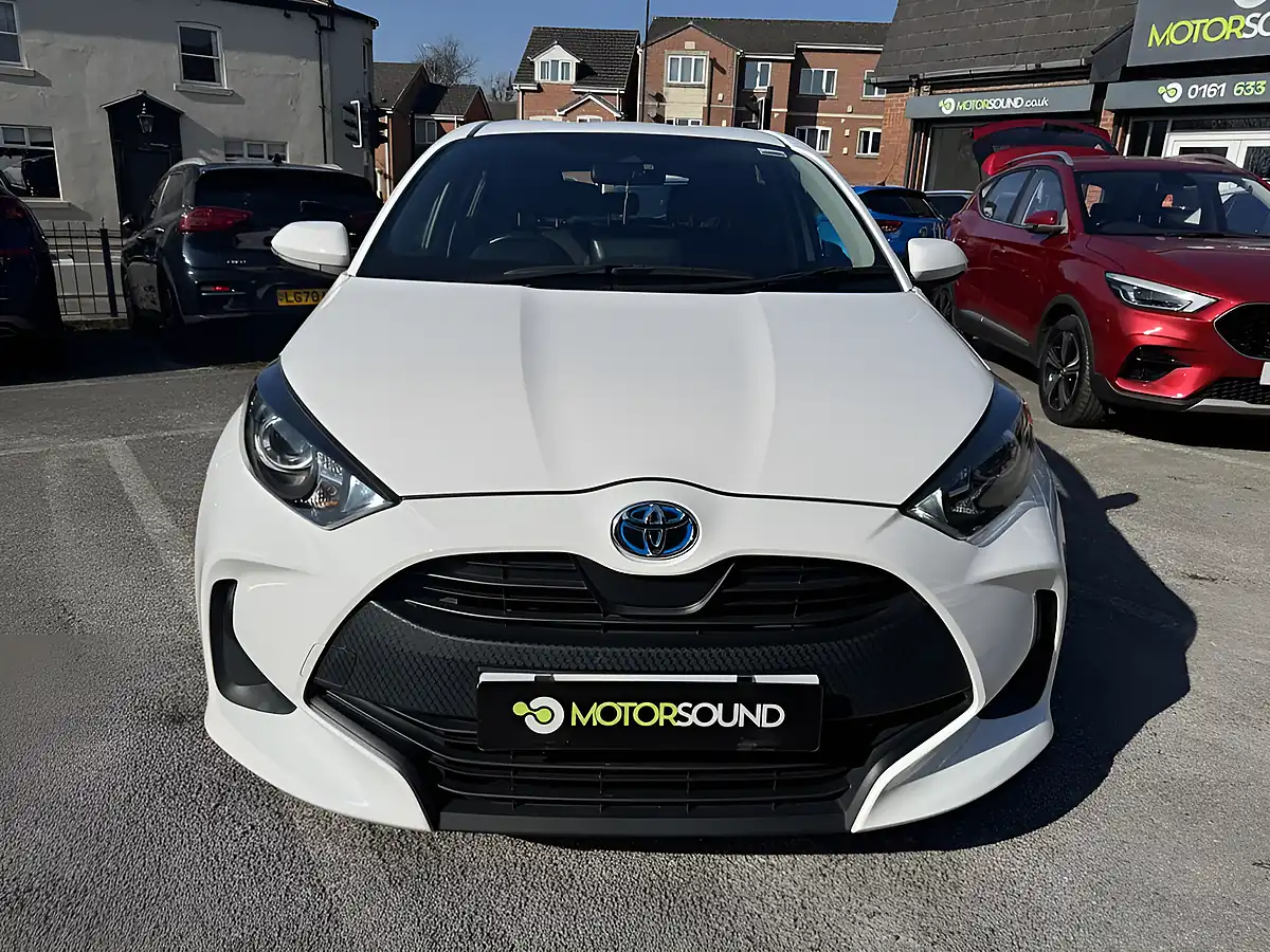 Used 2022 Toyota Yaris Icon White - Interior and Exterior details 2