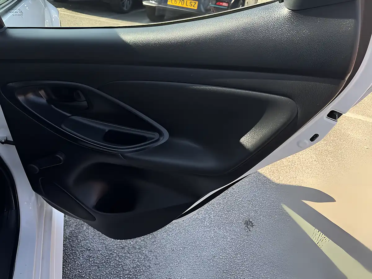 Used 2022 Toyota Yaris Icon White - Interior and Exterior details 20