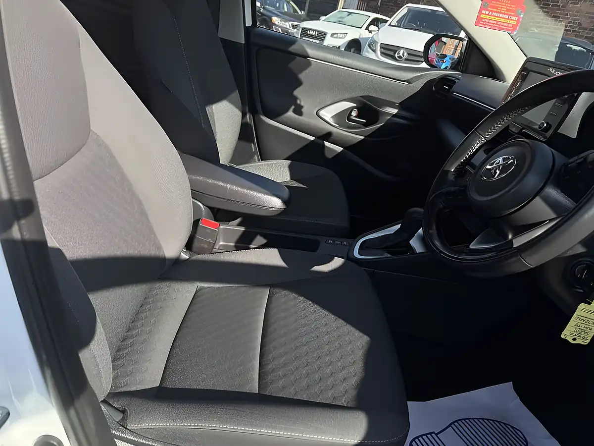 Used 2022 Toyota Yaris Icon White - Interior and Exterior details 8