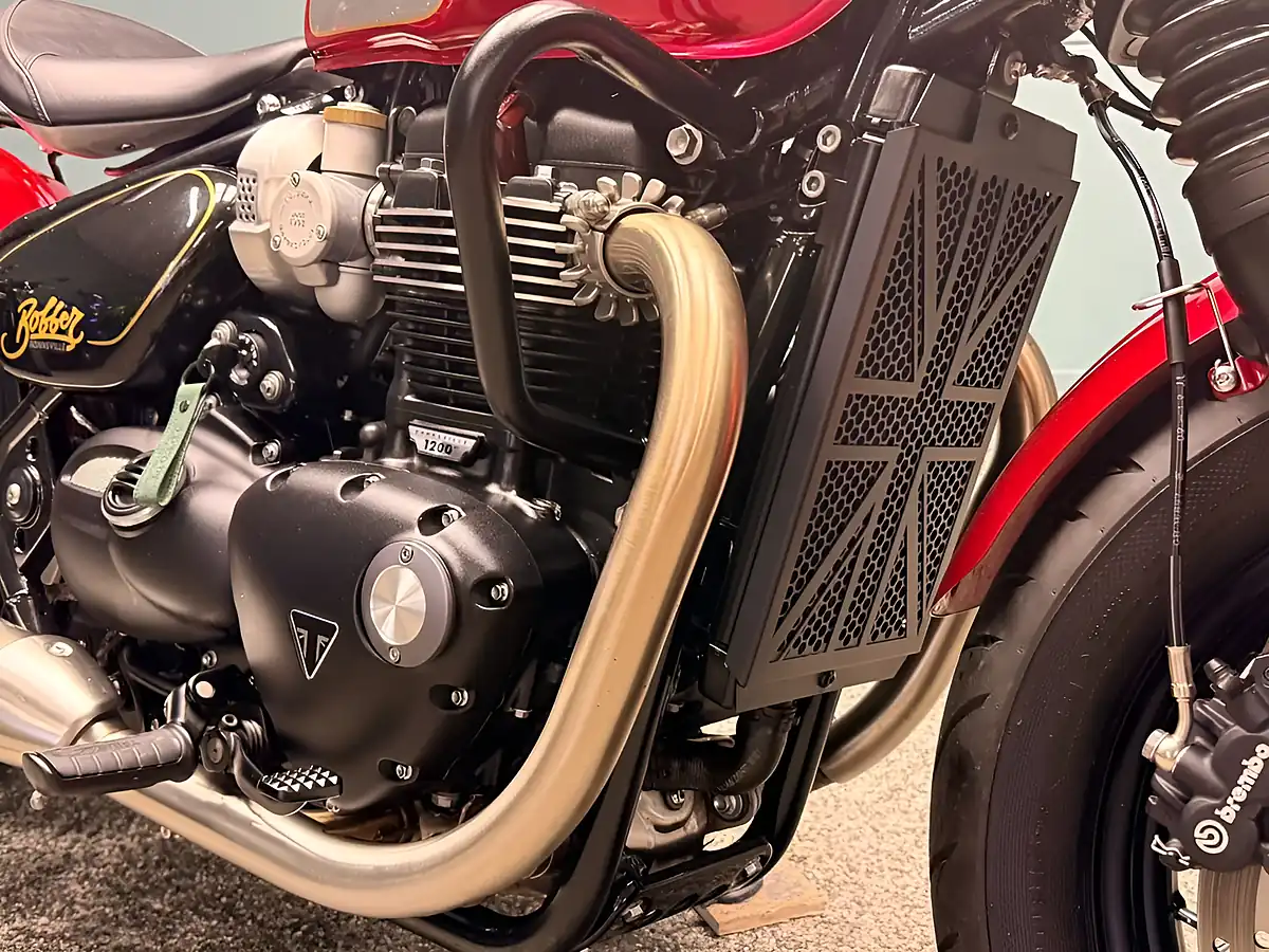 Used 2022 Triumph Bobber Gold Line Red - Interior and Exterior details 12