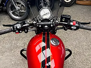 Used 2022 Triumph Bobber Gold Line Red - Interior and Exterior details 17