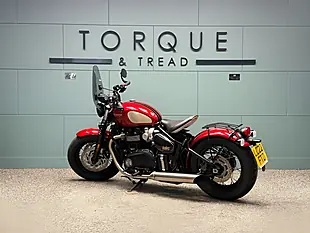 Used 2022 Triumph Bobber Gold Line Red - Interior and Exterior details 7