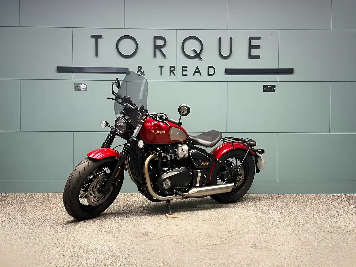 Used 2022 Triumph Bobber Gold Line Red - Interior and Exterior details 9