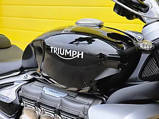 Used 2022 Triumph Rocket Iii GT Black - Interior and Exterior details 11