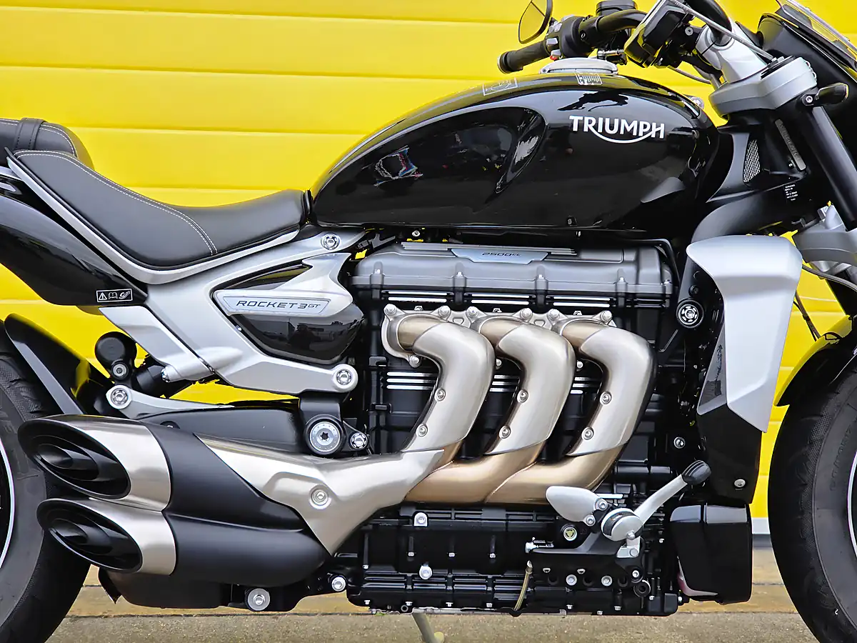 Used 2022 Triumph Rocket Iii GT Black - Interior and Exterior details 9