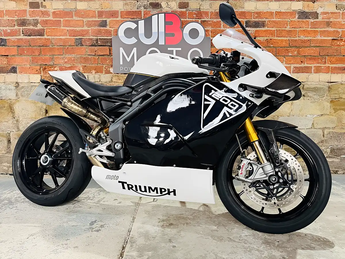 Used 2022 Triumph Speed Triple 1200 Rr Motogp Kit White - Front View