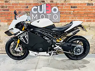Used 2022 Triumph Speed Triple 1200 Rr Motogp Kit White - Interior and Exterior details 11