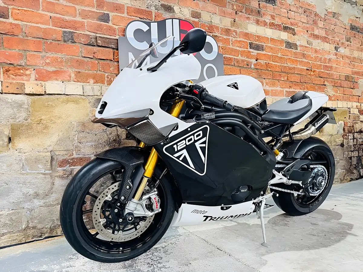 Used 2022 Triumph Speed Triple 1200 Rr Motogp Kit White - Interior and Exterior details 12