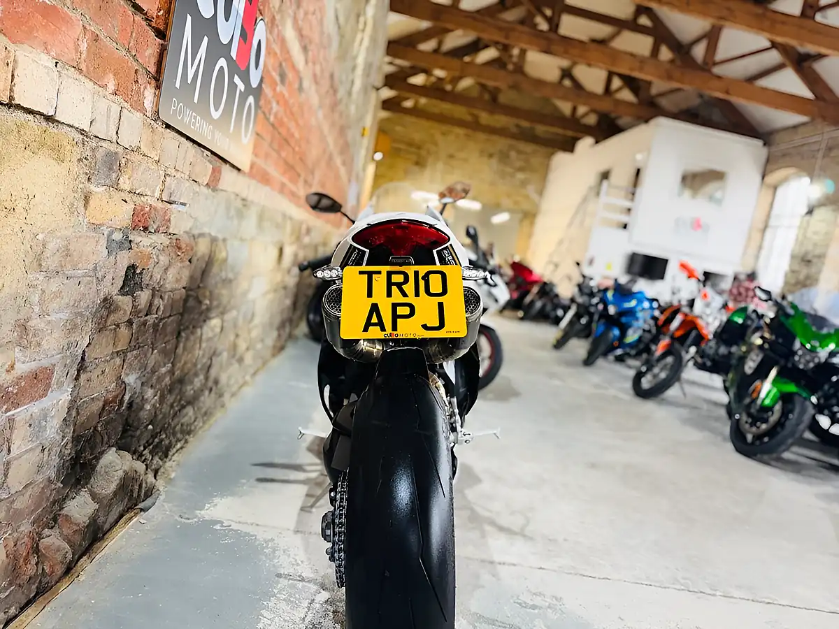 Used 2022 Triumph Speed Triple 1200 Rr Motogp Kit White - Interior and Exterior details 18