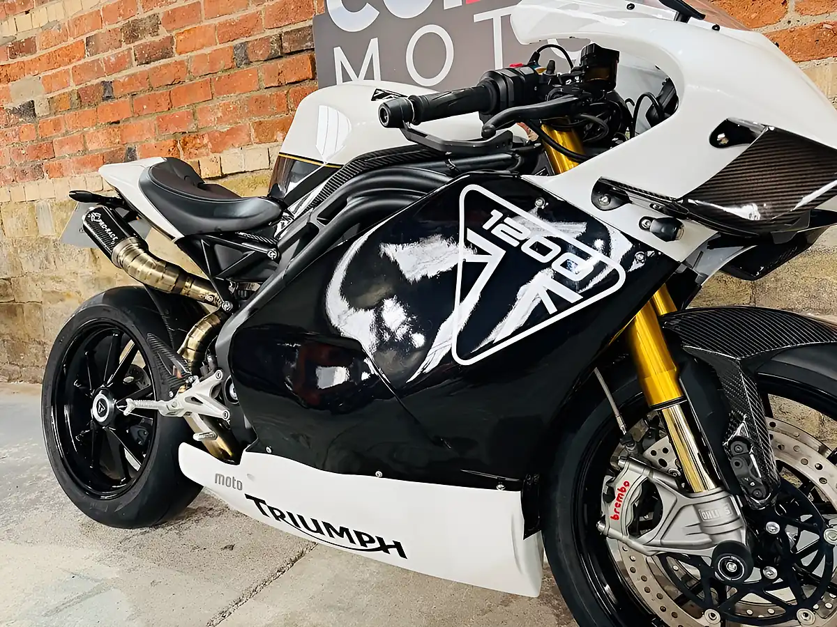 Used 2022 Triumph Speed Triple 1200 Rr Motogp Kit White - Interior and Exterior details 6