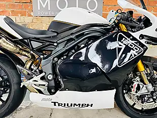 Used 2022 Triumph Speed Triple 1200 Rr Motogp Kit White - Interior and Exterior details 7