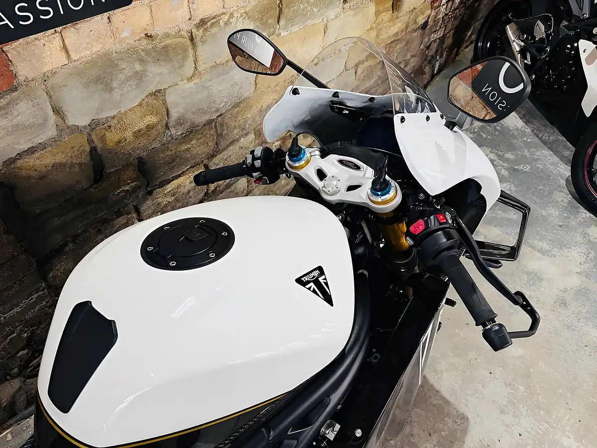 Used 2022 Triumph Speed Triple 1200 Rr Motogp Kit White - Interior and Exterior details 8