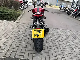 Used 2022 Triumph Speed Triple 1200 Rr Red - Interior and Exterior details 10